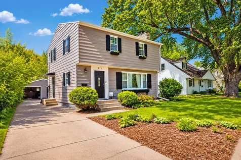 823 Memorial Parkway SW Rochester MN 55902