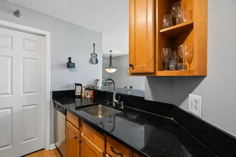 6010 Chasewood Parkway Minnetonka MN 55343