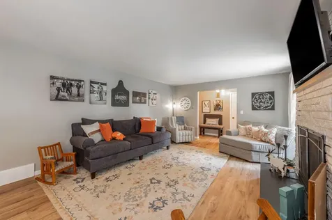 11990 380th Avenue Blue Earth MN 56013