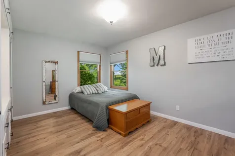 11990 380th Avenue Blue Earth MN 56013