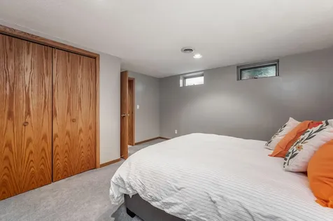 11990 380th Avenue Blue Earth MN 56013