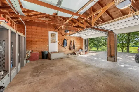 11990 380th Avenue Blue Earth MN 56013