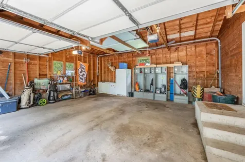 11990 380th Avenue Blue Earth MN 56013