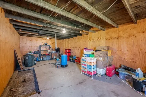 11990 380th Avenue Blue Earth MN 56013