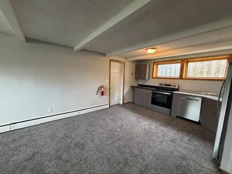 1536 10th Avenue N Moorhead MN 56560