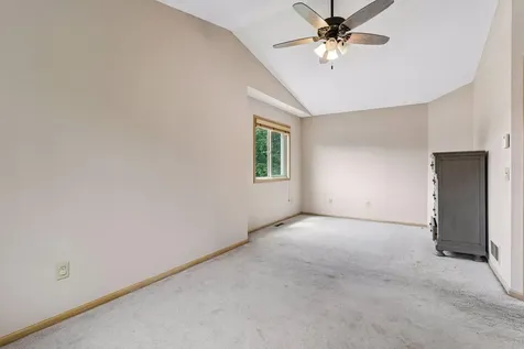5023 Helena Road N Oakdale MN 55128