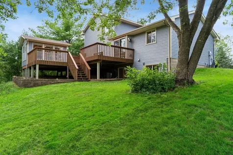 5023 Helena Road N Oakdale MN 55128