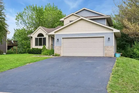 5023 Helena Road N Oakdale MN 55128