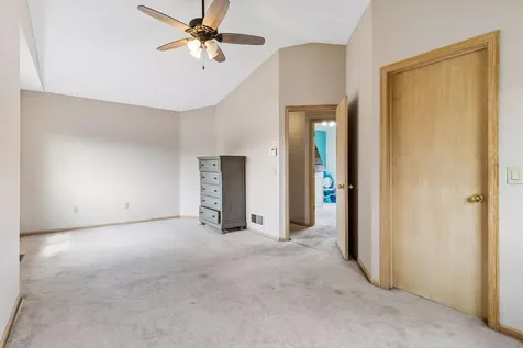 5023 Helena Road N Oakdale MN 55128