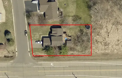 5023 Helena Road N Oakdale MN 55128