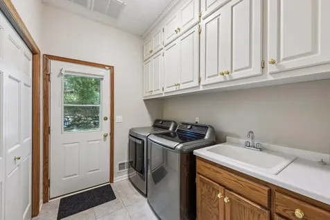 823 Hidden Meadow Trail Eagan MN 55123