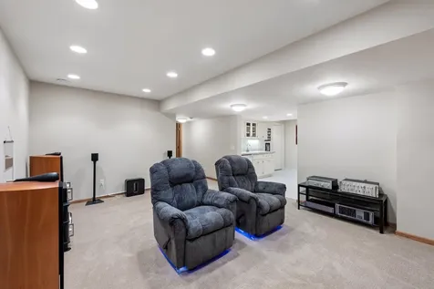 823 Hidden Meadow Trail Eagan MN 55123
