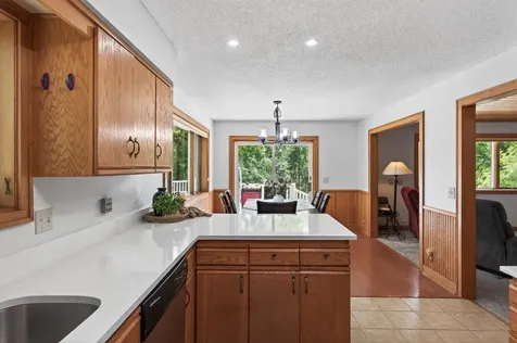 23045 Plateau Drive Lakeville MN 55044