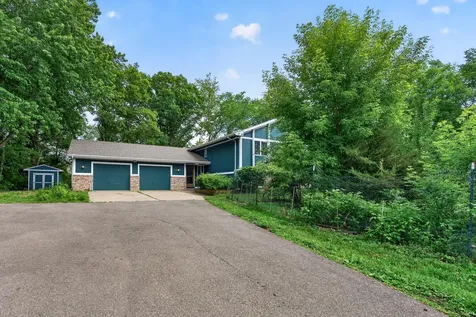 23045 Plateau Drive Lakeville MN 55044