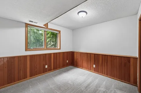 23045 Plateau Drive Lakeville MN 55044