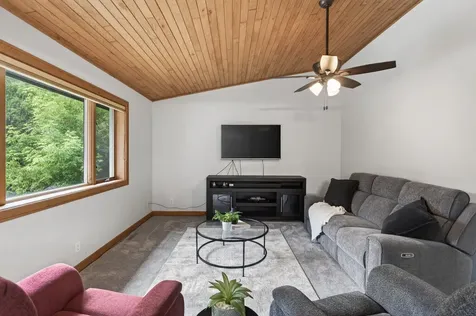23045 Plateau Drive Lakeville MN 55044