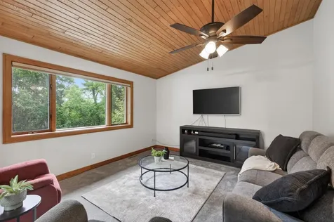23045 Plateau Drive Lakeville MN 55044