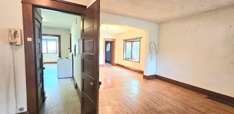 205 E 6th Street Morris MN 56267