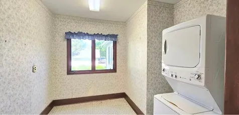 205 E 6th Street Morris MN 56267