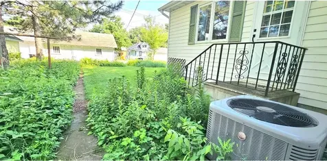 205 E 6th Street Morris MN 56267