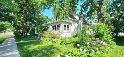 205 E 6th Street Morris MN 56267
