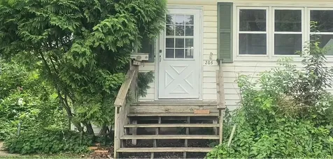 205 E 6th Street Morris MN 56267