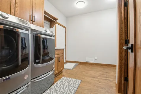 620 Loretta Circle Spicer MN 56288