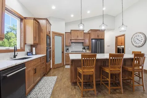 620 Loretta Circle Spicer MN 56288