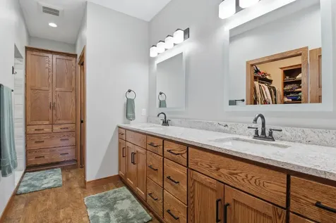 620 Loretta Circle Spicer MN 56288