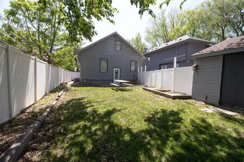 1119 11th Avenue N Fargo ND 58102