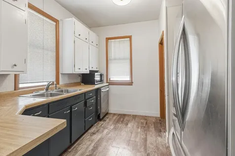 1119 11th Avenue N Fargo ND 58102