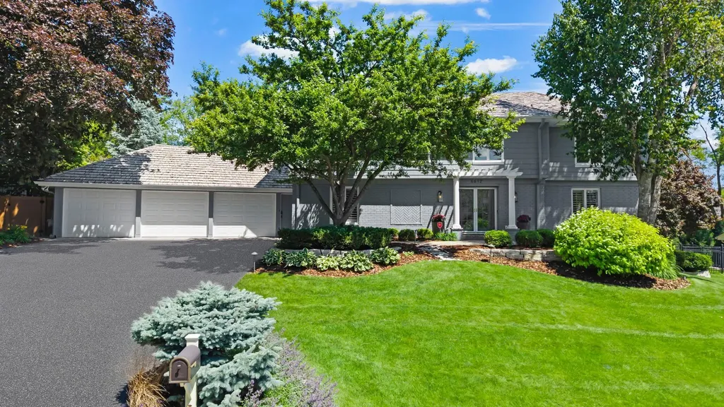 6612 Dovre Drive Edina MN 55436