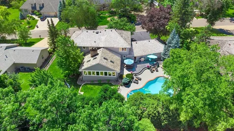 6612 Dovre Drive Edina MN 55436