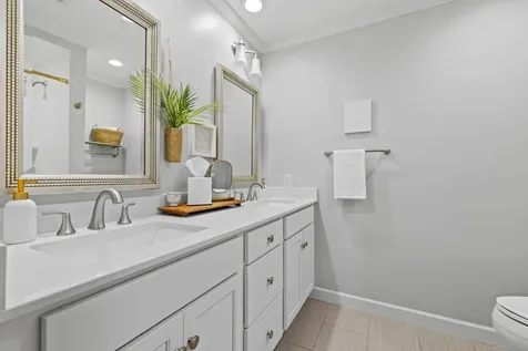 6612 Dovre Drive Edina MN 55436