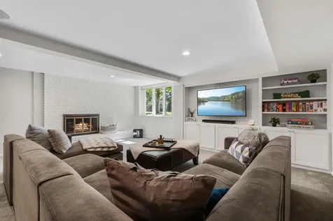 6612 Dovre Drive Edina MN 55436