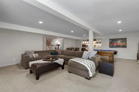 6612 Dovre Drive Edina MN 55436