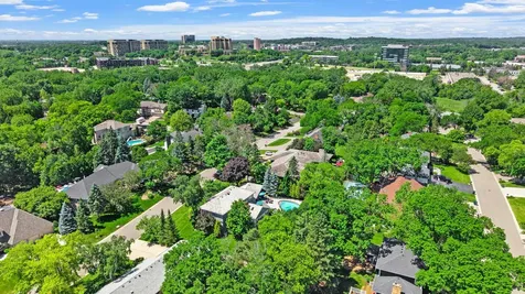 6612 Dovre Drive Edina MN 55436