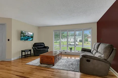 410 57th Place NE Fridley MN 55432