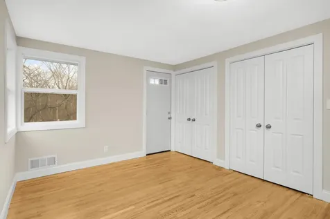 1077 Century Avenue S Maplewood MN 55119