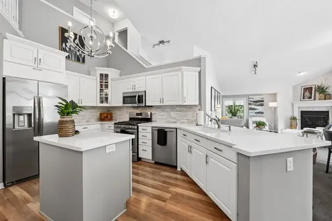 11975 Tiffany Lane Eden Prairie MN 55344