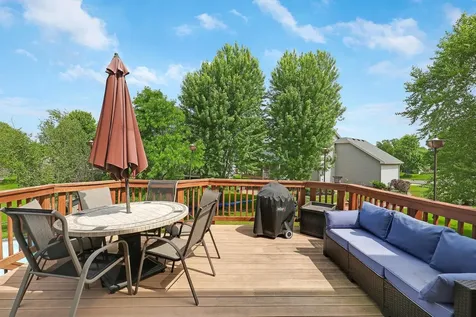 10425 Vera Cruz Drive N Brooklyn Park MN 55443