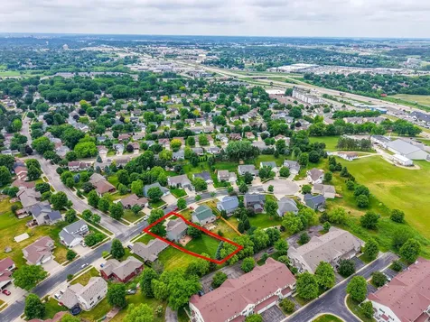 2505 Boulder Ridge Lane NW Rochester MN 55901