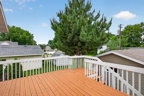 811 Broadway Avenue Wabasha MN 55981