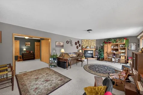 811 Broadway Avenue Wabasha MN 55981