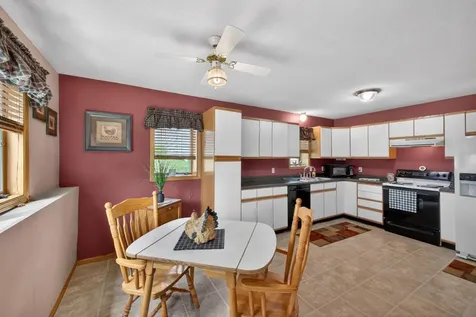 811 Broadway Avenue Wabasha MN 55981