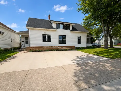 227 Mankato Avenue Winona MN 55987