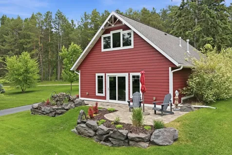5625 Lavinia Road NE Bemidji MN 56601