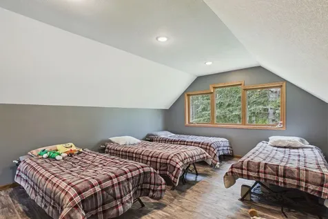 5625 Lavinia Road NE Bemidji MN 56601