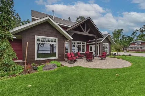 5625 Lavinia Road NE Bemidji MN 56601