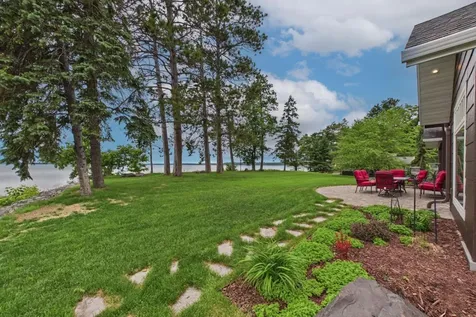 5625 Lavinia Road NE Bemidji MN 56601